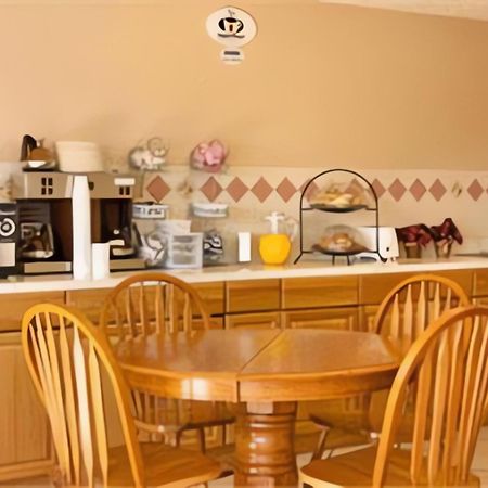 Super 8 By Wyndham Lake Havasu City Restaurant billede